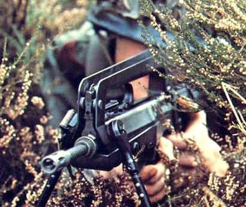 FAMAS F1